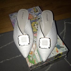 Jeffrey Campbell slip on shoe